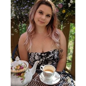 Meet your Posher, Ellie